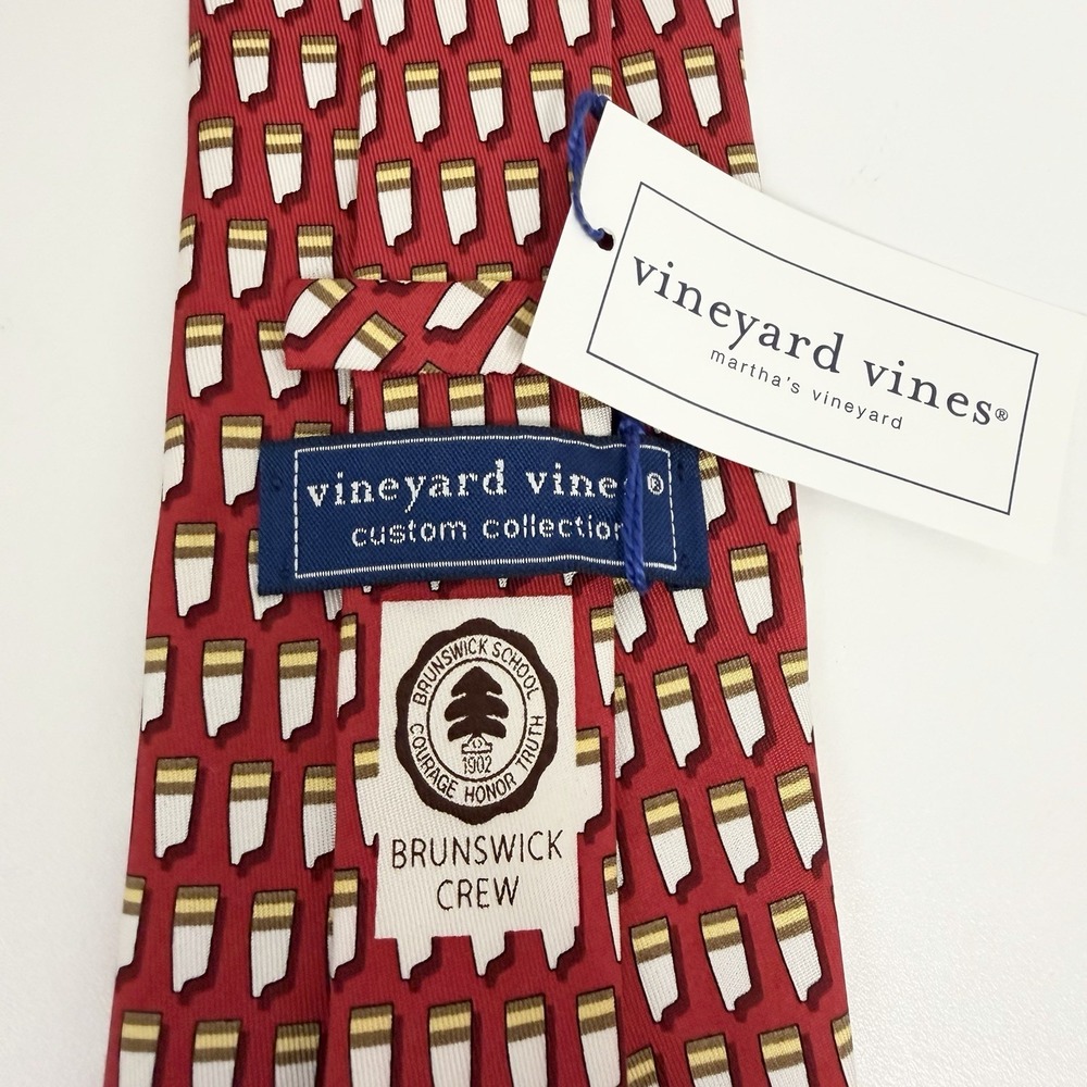 Vineyard Vines NEW Men's Tie Brunswick Crew Red/Cream Silk 3.75" (W) x 56" (L)